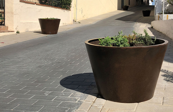 jardinera corten instalada