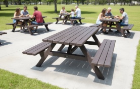 Mesa picinic plástico reciclado