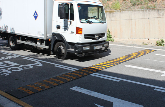 bandas reductoras de velocidad instaladas de 3 mm de altura