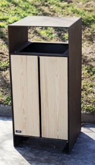 papelera de acero corten  y madera de pino Myra