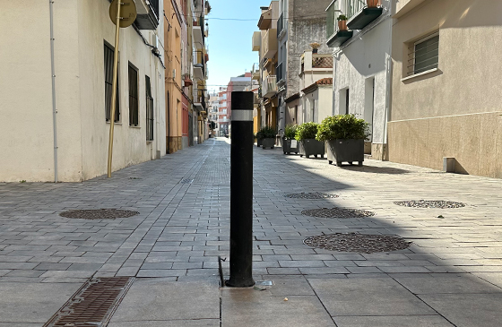 pilona flexible extraíble