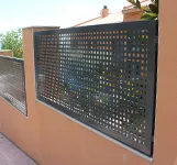 vallado de chapa perforada
